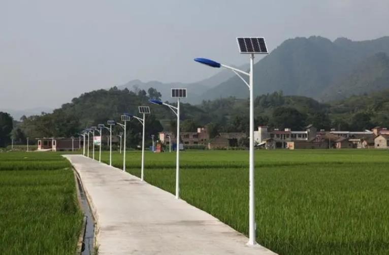 太陽能路燈安裝間距多少比較合適？